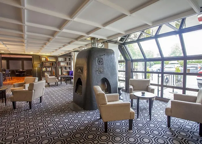 Ξενοδοχείο Alstor